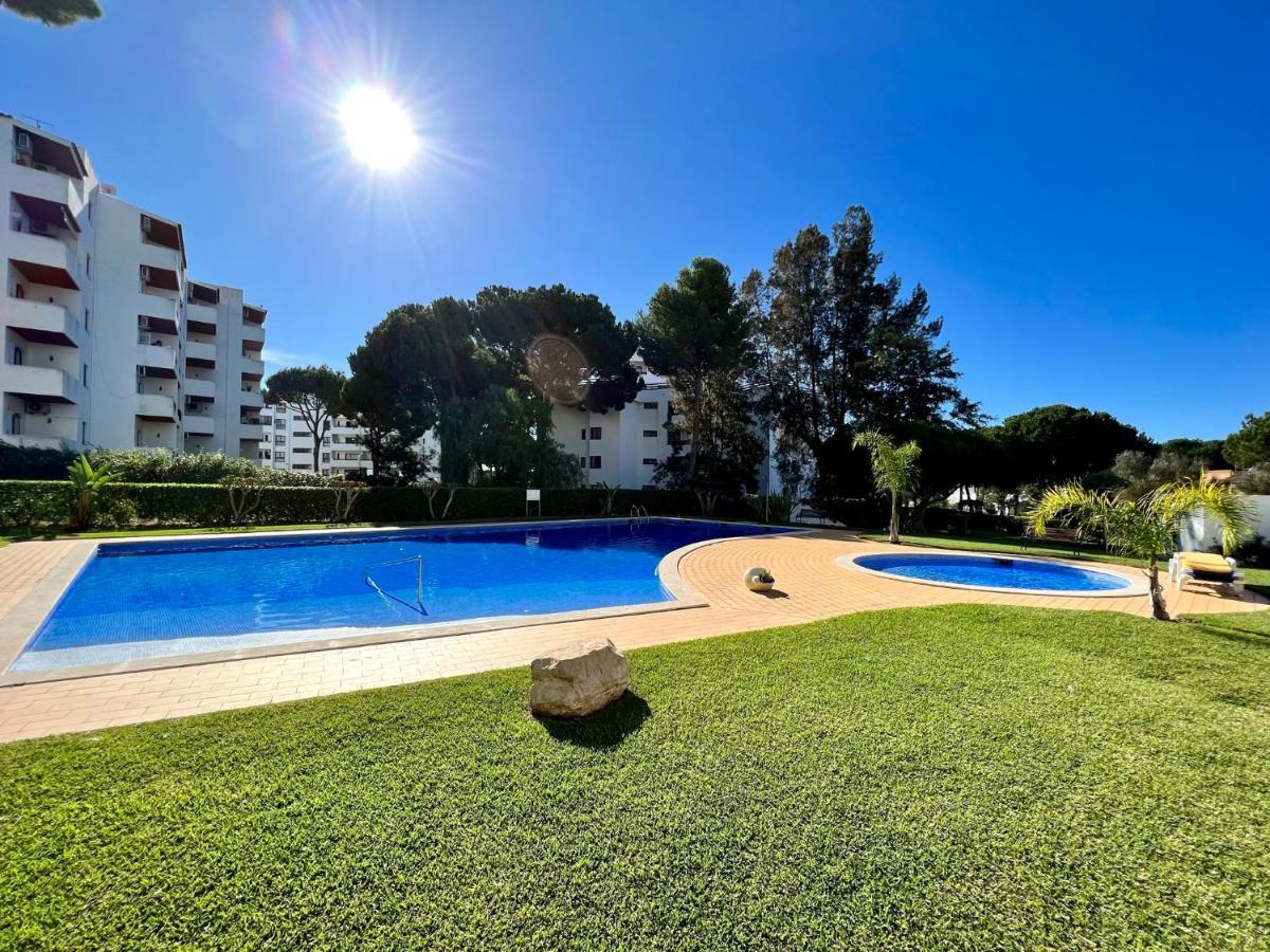 Vilamoura - Spacious With Swimming Pool & View Zewnętrze zdjęcie